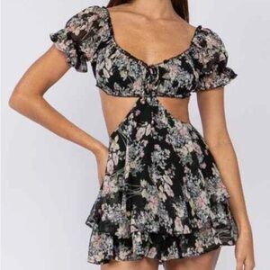 🖤Floral Black Dress with Cut-Out Detail